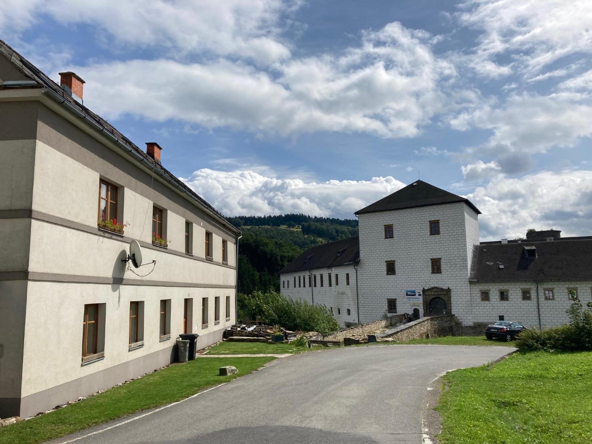 Pension Posta Branná Exteriér fotografie
